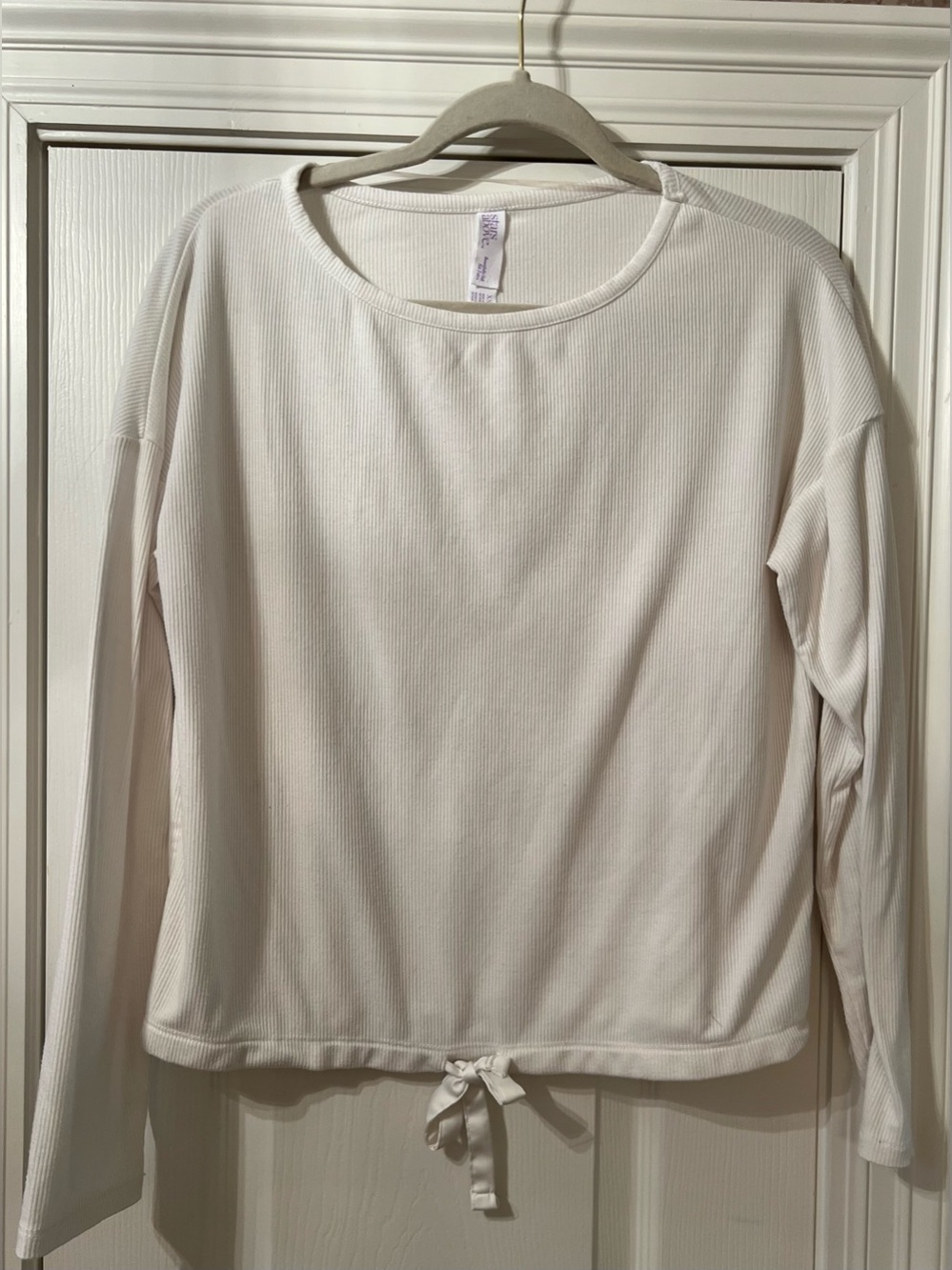 stars above White Ribbed Long-Sleeve Sweatshirt with Tie Hem